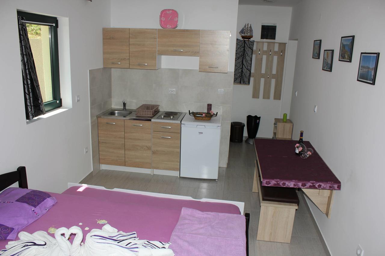Apartments 4 Sailors Kamenari Extérieur photo
